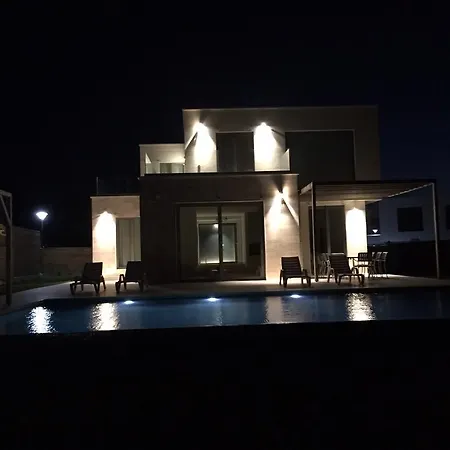 Vilă Cape Vergoti *