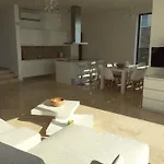 Луксозна вила Cape Vergoti *