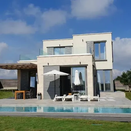 Cape Vergoti Lozenec