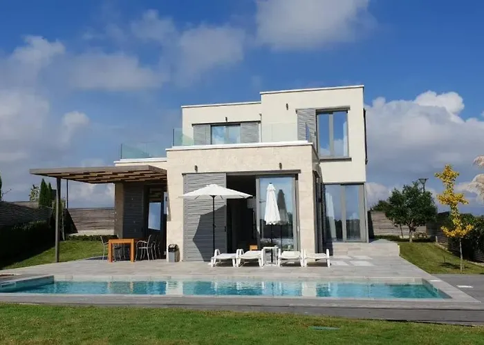 Cape Vergoti Lozeneț