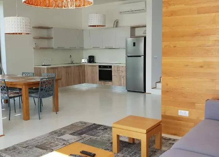 Cape Vergoti * Lozeneț