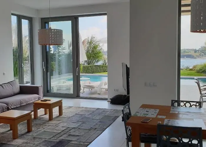 Cape Vergoti Lozeneț